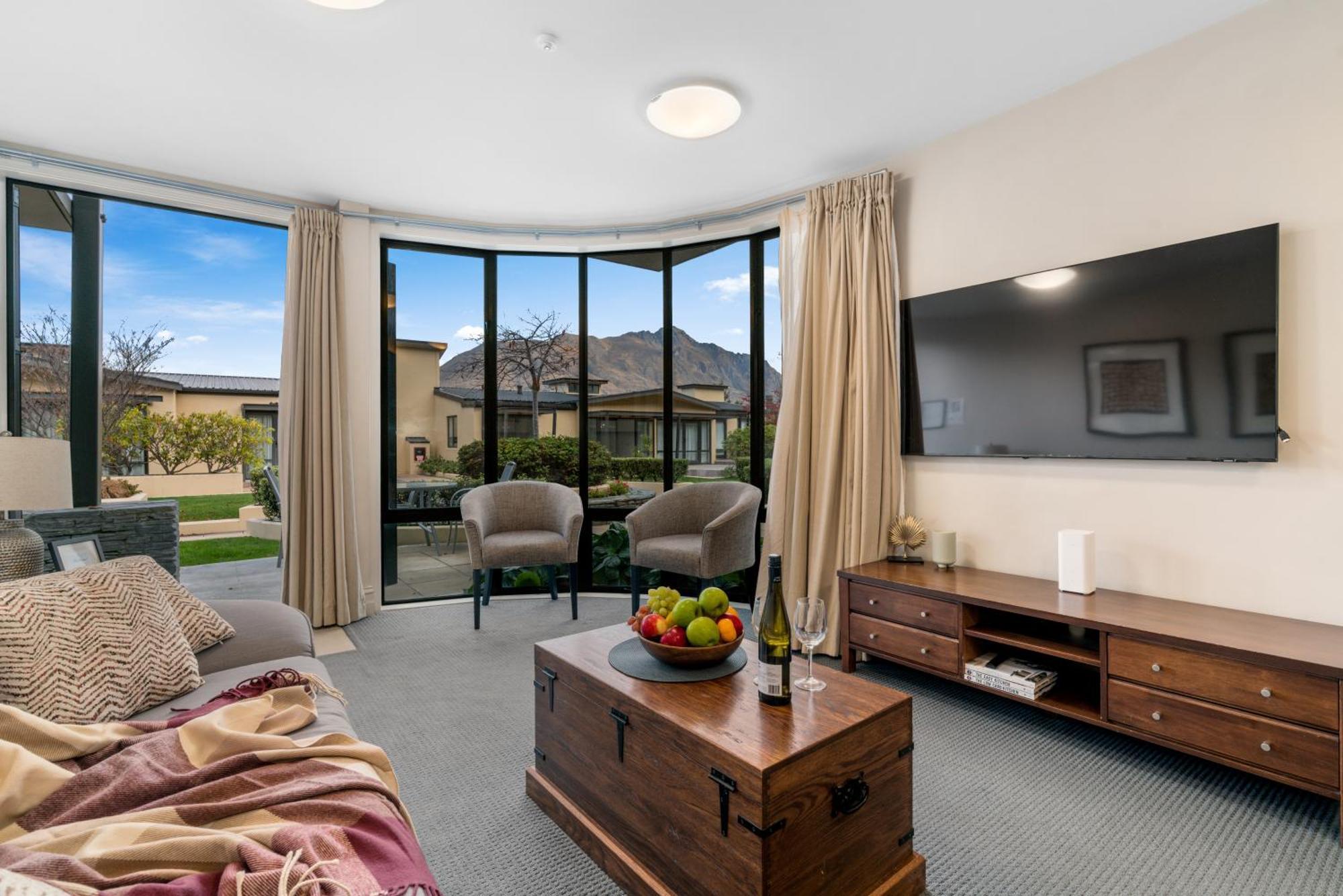 The Beacon - 2 Bedroom Town Center Apartment Queenstown Exterior photo